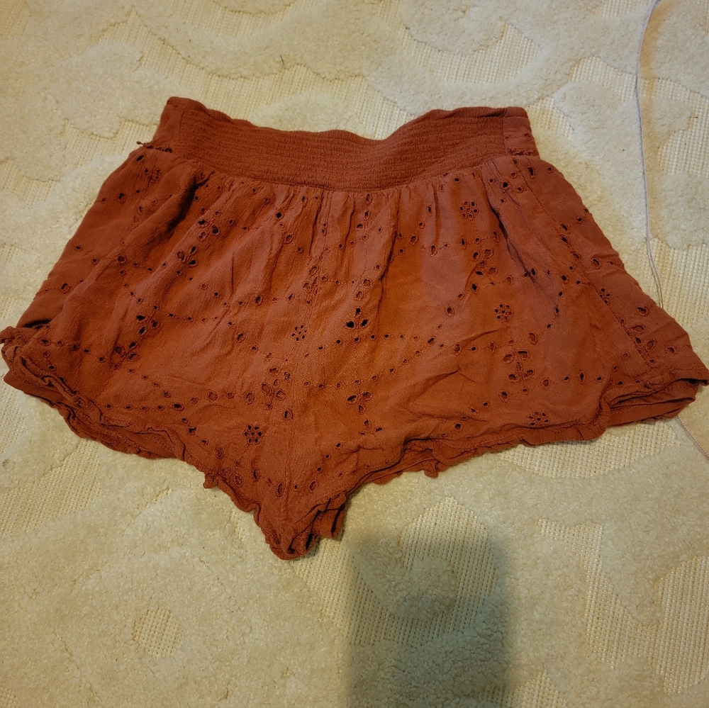 Shorts - Picture 5 of 6